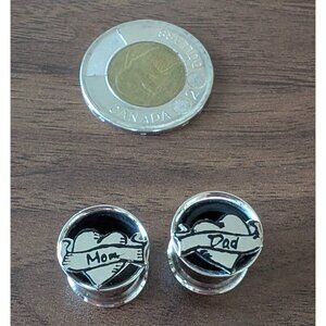 Stainless Steel ½” Double-flare Tunnels with Traditional Mom and Dad Hearts